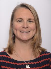 Photo of Siân-Elin Melbourne